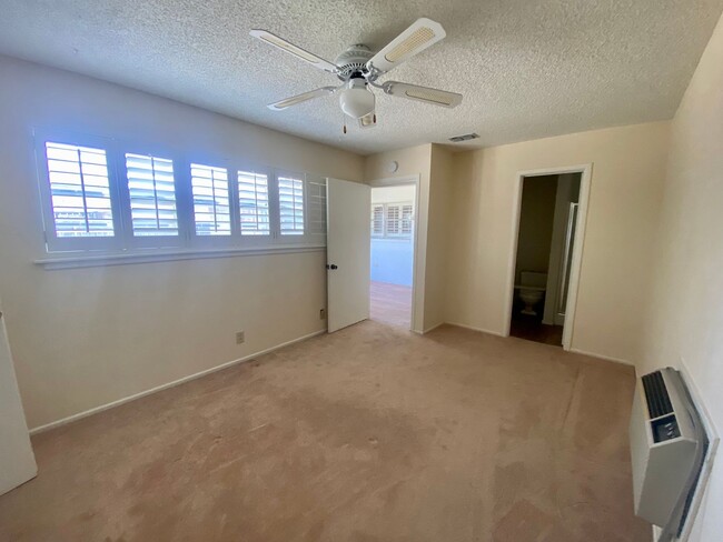 Building Photo - PRE-LEASING JULY.
