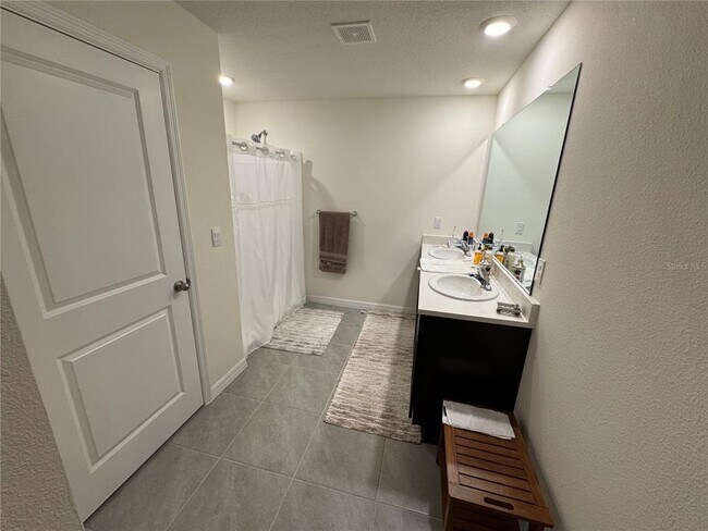 Building Photo - 9158 SW 45th Ter