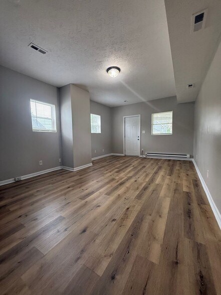 Building Photo - 2018 Boyd Ave
