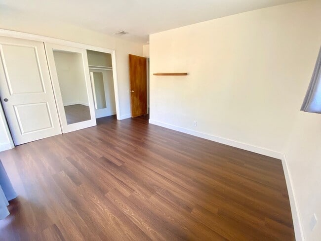 Building Photo - Charming 3 Bed 1 Bath Single Story Home - Great Location!