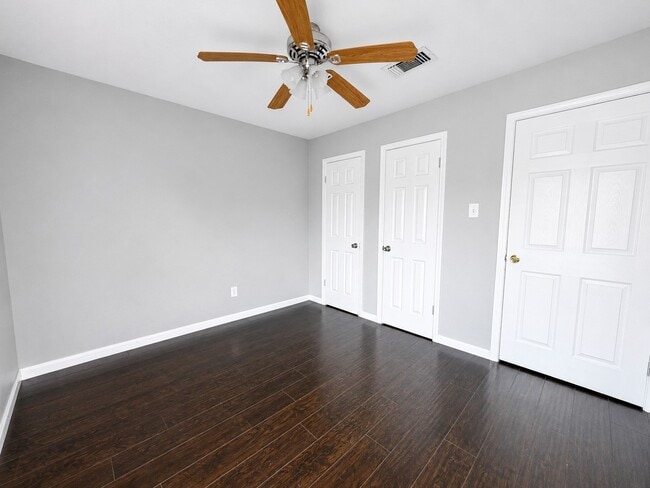 Building Photo - 12027 Silver Island Cir