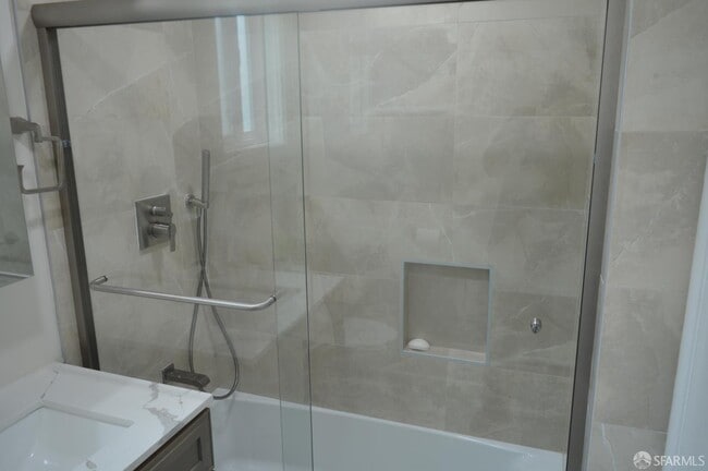 Building Photo - 87 Lakemont Dr