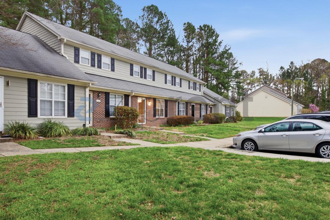 Building Photo - 10 Hartford Ct