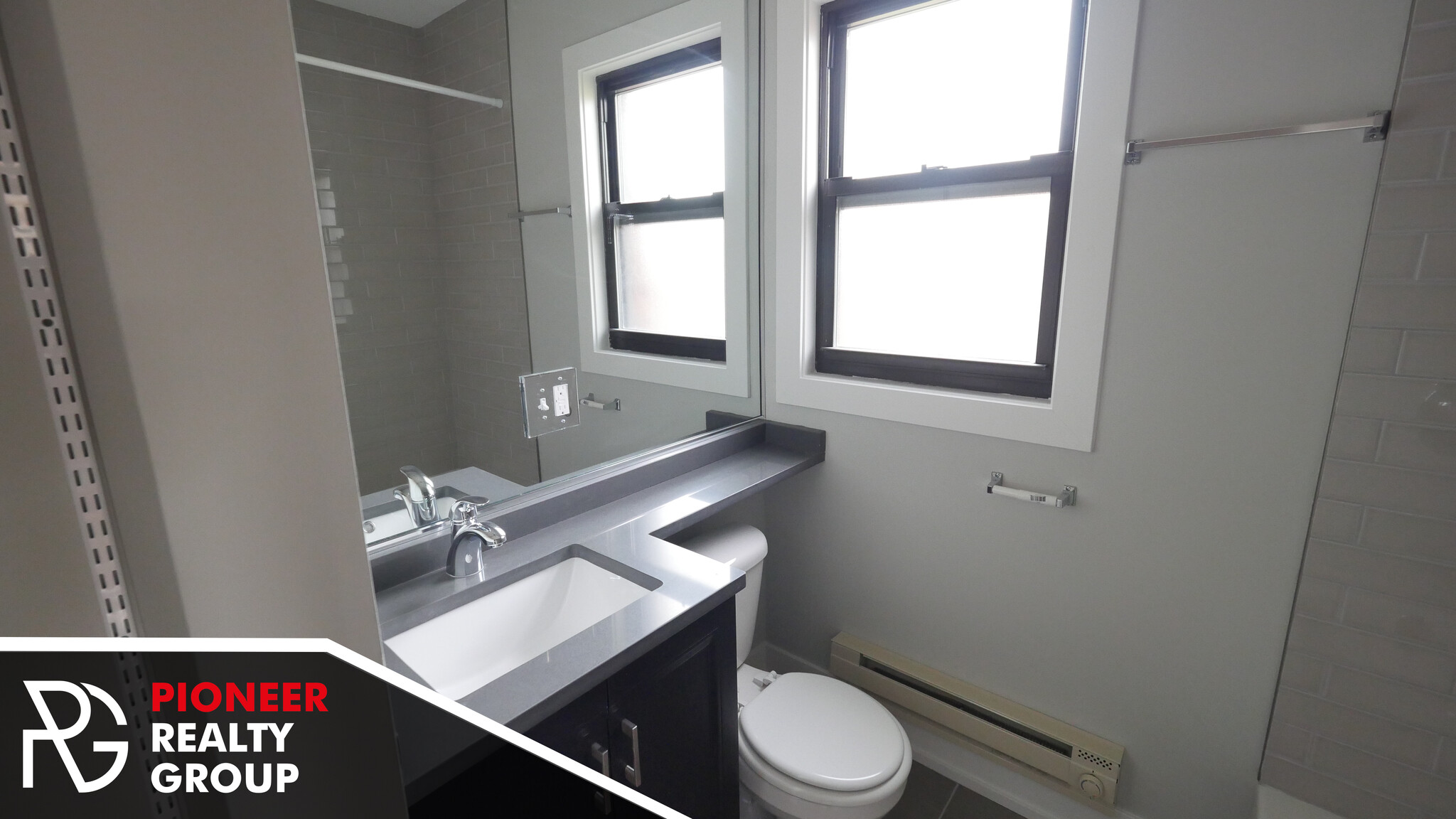 Building Photo - 2907 N Mildred Ave