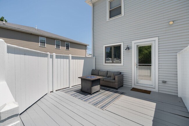 Building Photo - 309 Hillside Ave