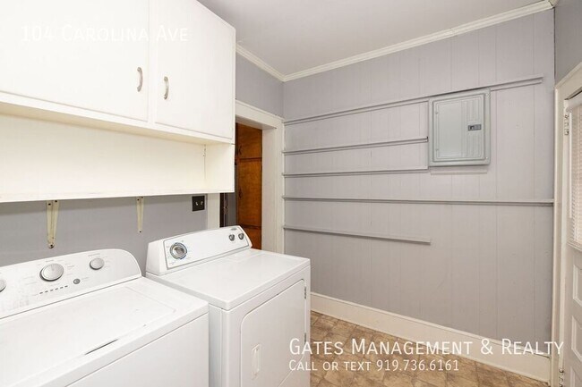 Building Photo - 104 Carolina Ave