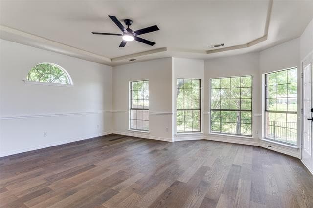 Building Photo - 7241 Tahoe Springs Dr