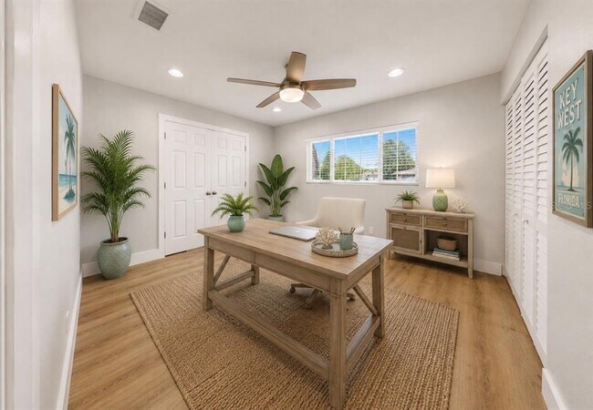 Building Photo - 6513 Abaco Dr