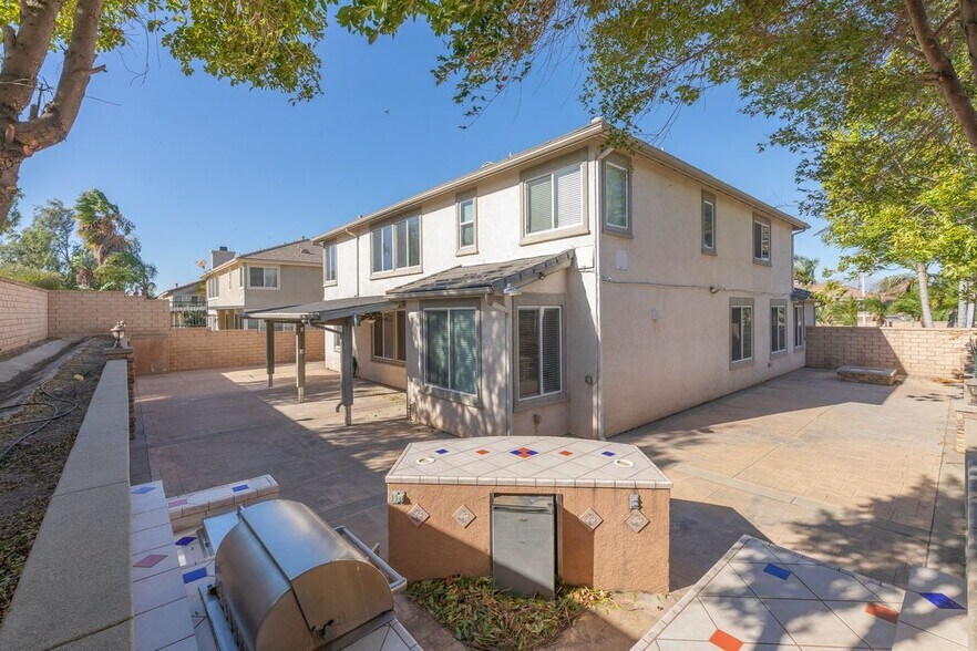 Building Photo - 636 Debora Rae Dr