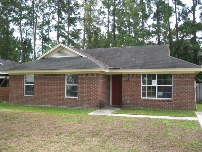 Primary Photo - 133 Bordeaux Ln