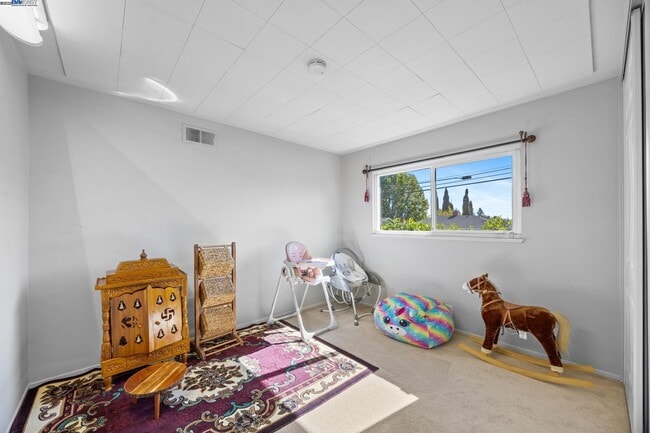 Building Photo - 19695 Bernal St