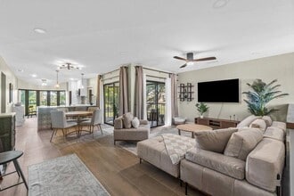 Building Photo - 17138 Waterbend Dr