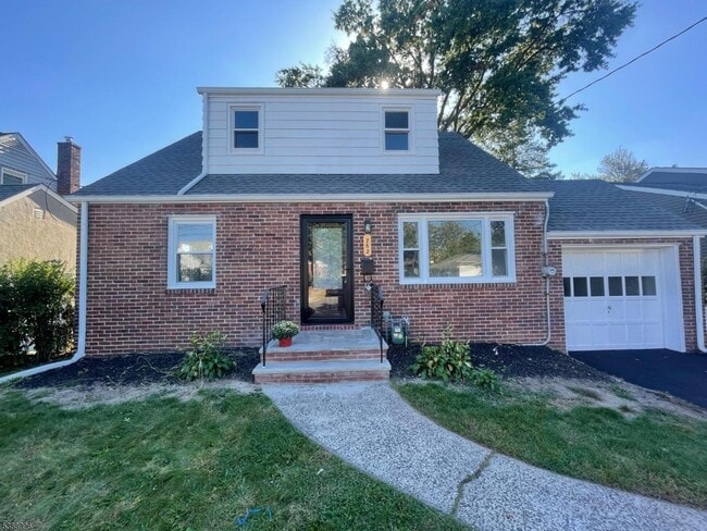 Building Photo - 752 Layton Dr