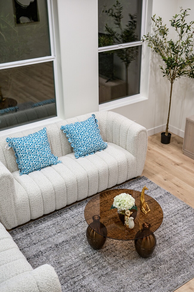 Building Photo - Gated Newport Coast 4BR w/ Pool Access