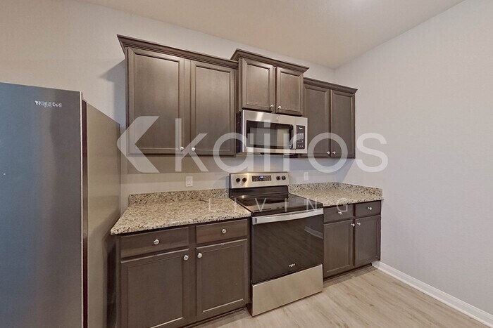 Building Photo - 5611 Littoral Rd