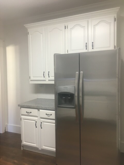 Kitchen - 4940 Cedar St
