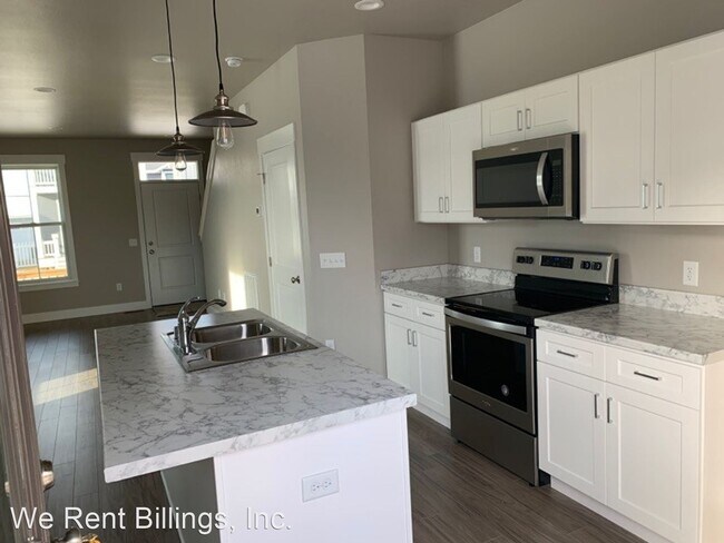 Building Photo - 2 br, 2.5 bath House - 6014 Farmstead