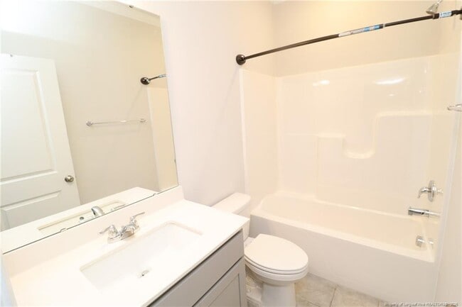 Building Photo - 1214 Rosefinch Dr