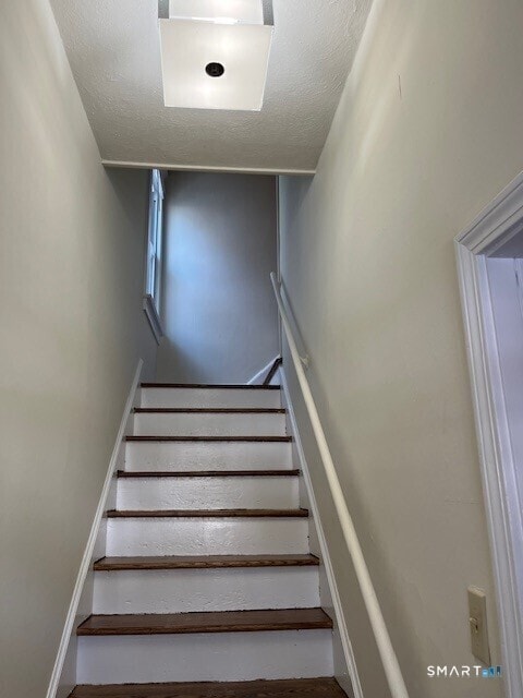 Building Photo - 1946 Chapel St