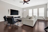 Building Photo - 2815 King's Retreat Cir