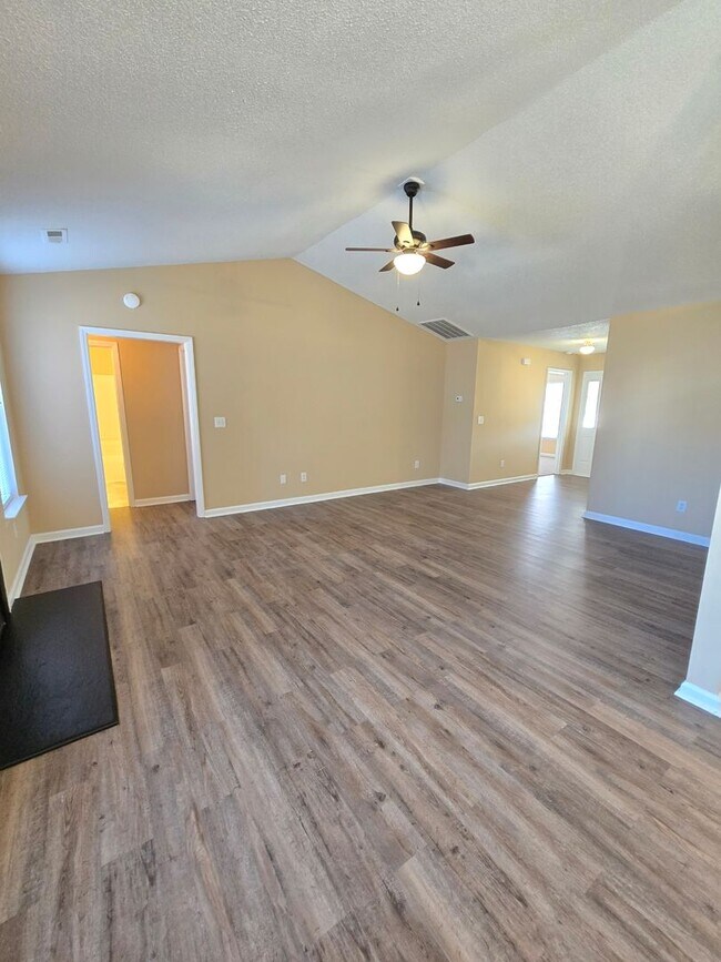 Building Photo - Fabulous Home for Rent!