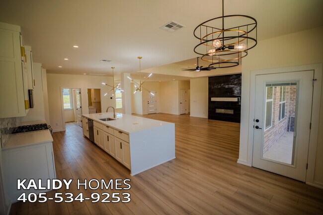 Building Photo - 1754 Kalidy Dr