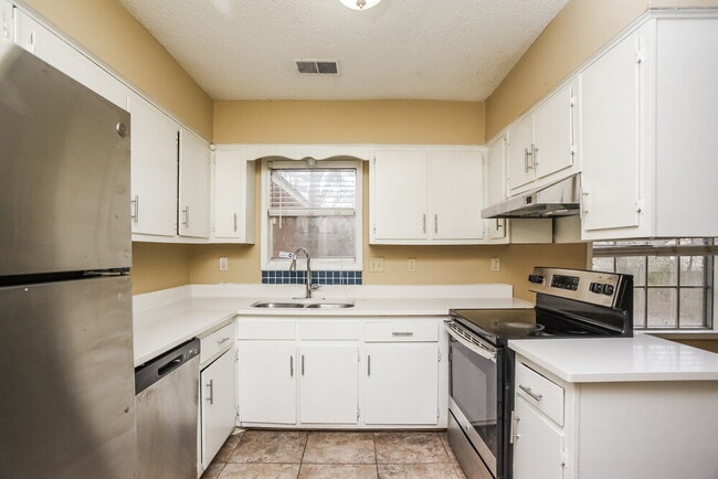 Building Photo - 4388 Hunt Cliff Trce