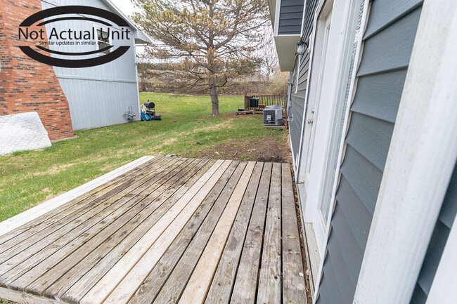 Building Photo - 1904 Mirtle Grove Ct