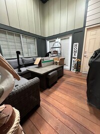 Building Photo - Knoxville 37920 - 2 bedroom with loft, 3 bath home in Cherokee Trail - Contact Adam Joachim 352-2...