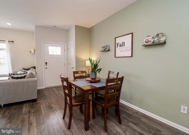 Building Photo - 364 Trego Avenue