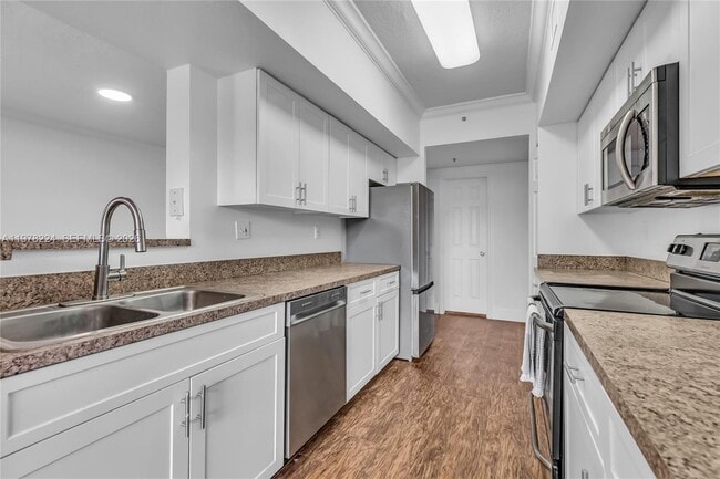 Building Photo - 101 SW 117th Ave