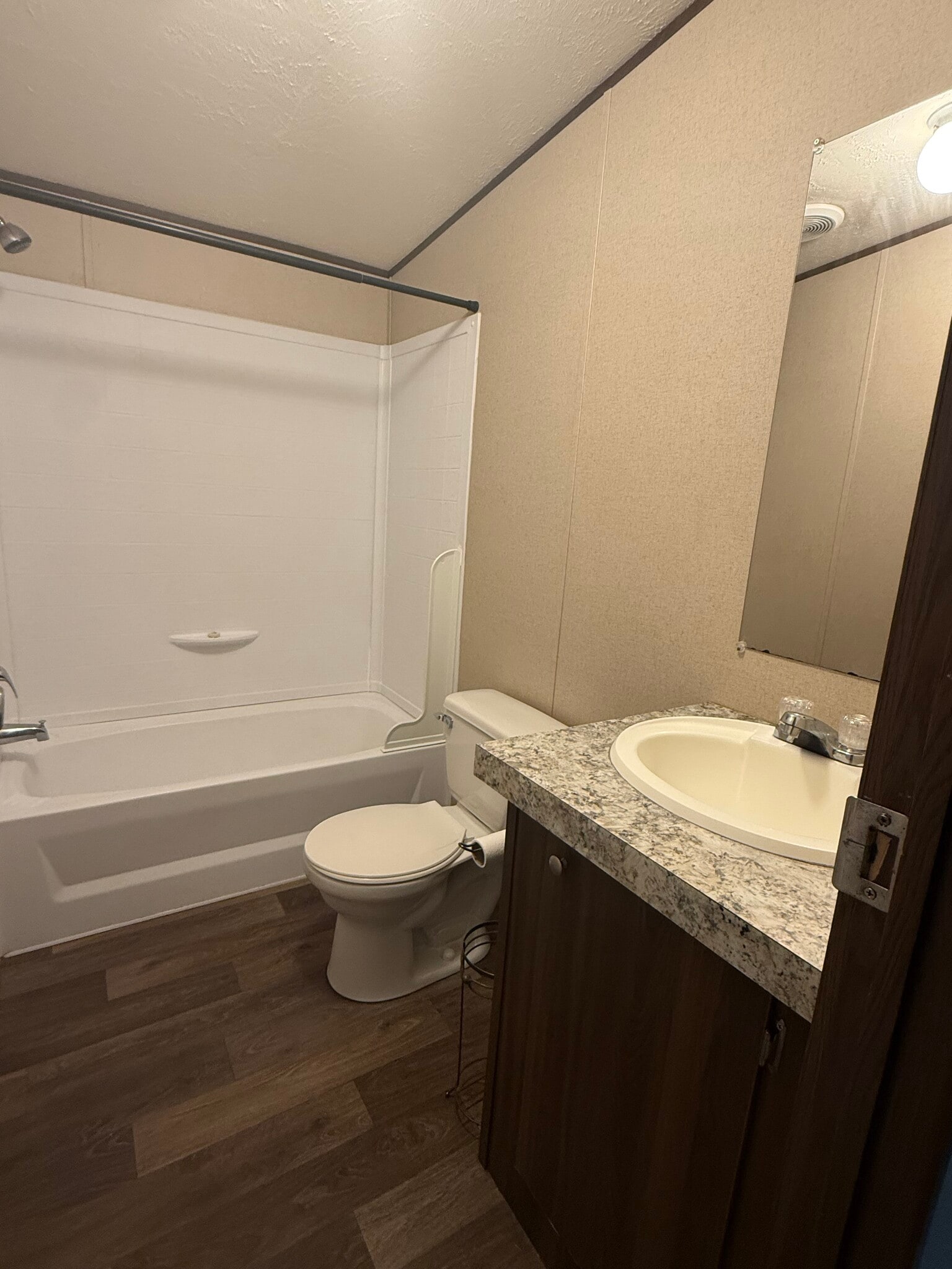 Bath 2 - 380 Pine Tree Loop