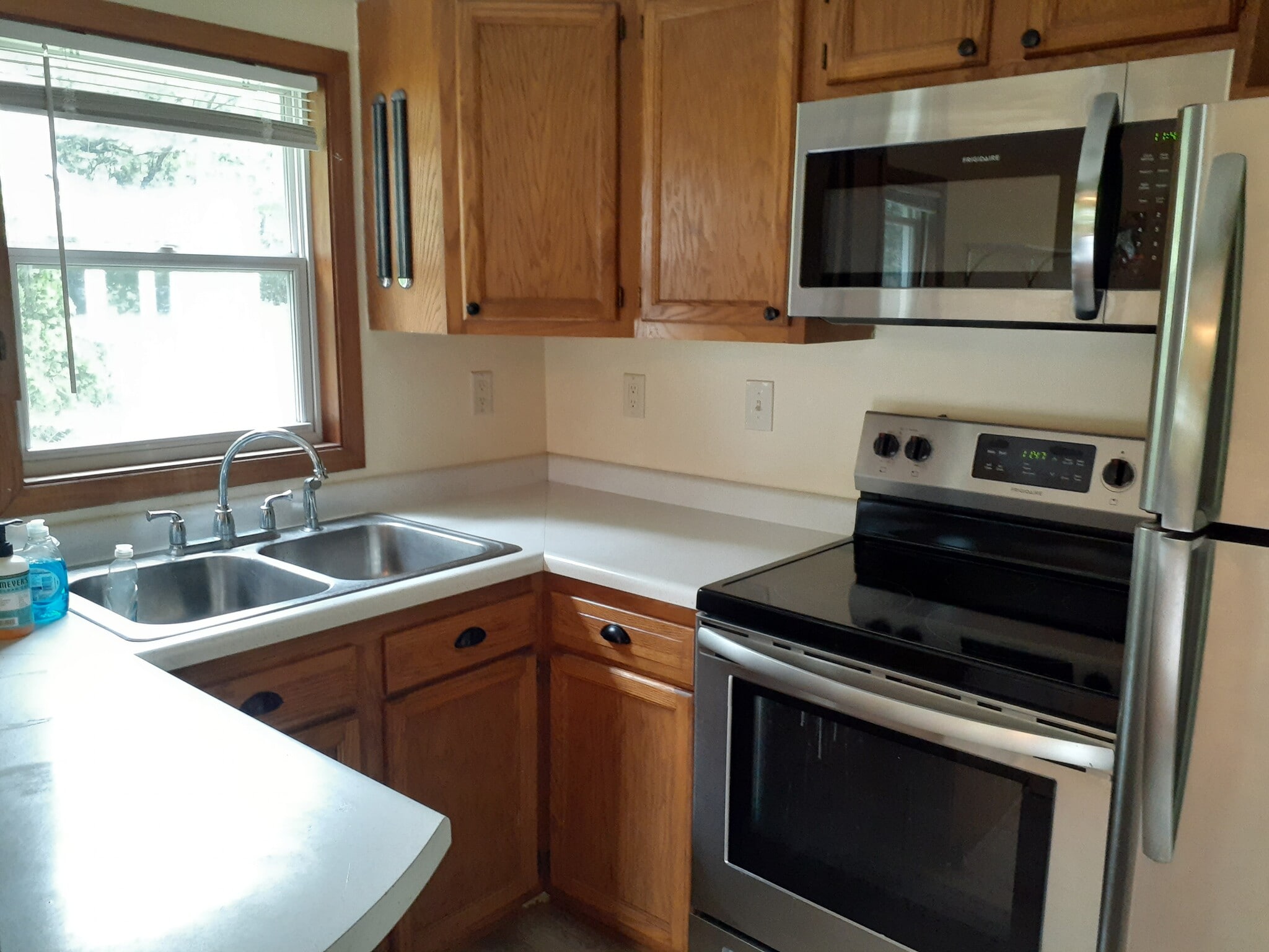 Building Photo - 4317 Clover Ct