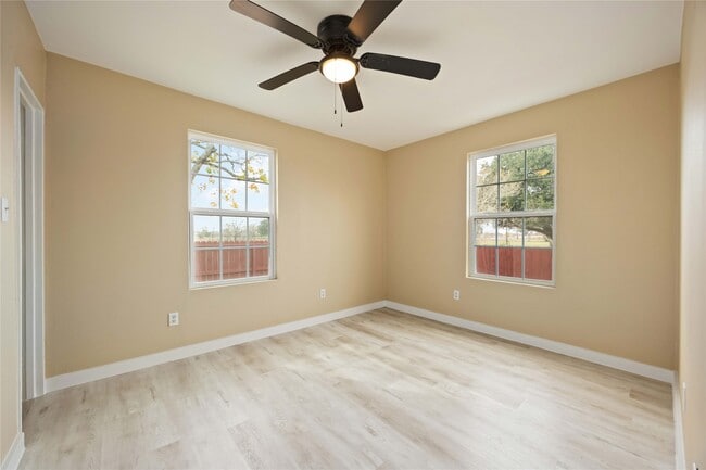 Building Photo - 3001 FM 360 Rd