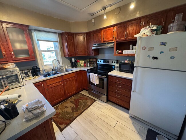 Building Photo - 9730 Pleasant Ave S