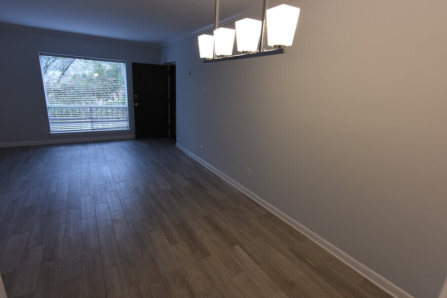 Building Photo - 57 Hanover Cir