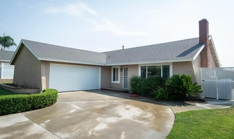 Building Photo - 6651 Morocco St