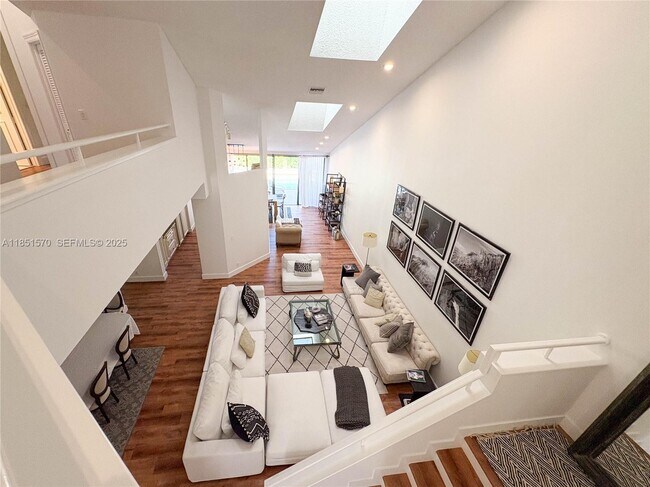 Building Photo - 2530 Windsor Way Ct