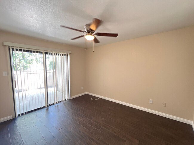 Building Photo - 6811 Klamath Way