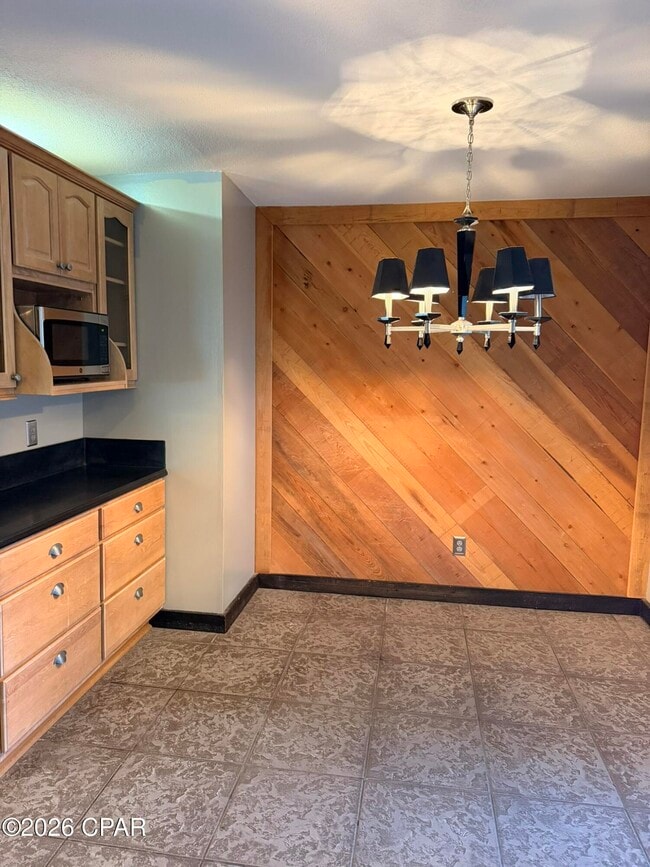 Building Photo - 332 Harvard Blvd