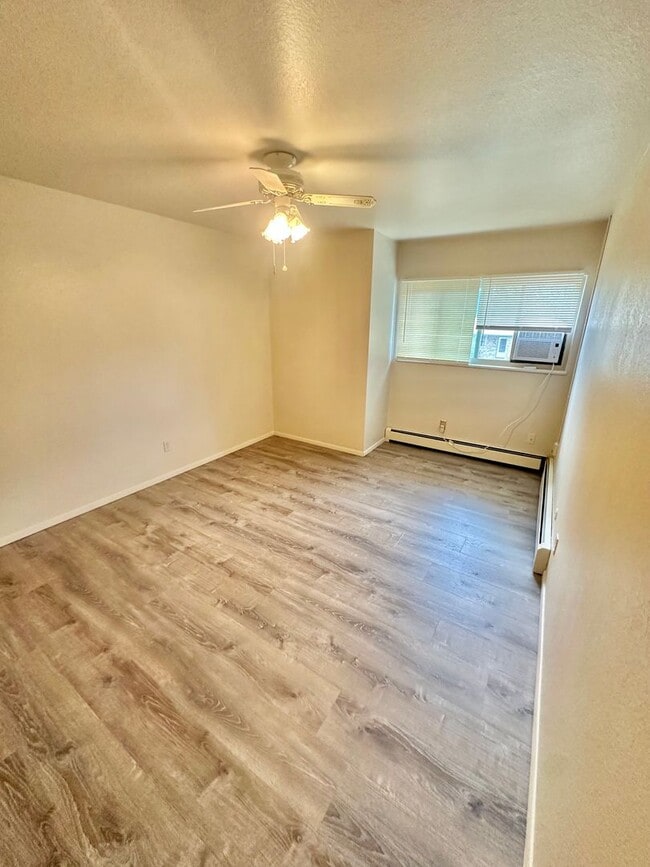 Building Photo - 743 Nyssa Dr