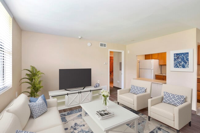 Building Photo - Silvertree Seniors Jacksonville