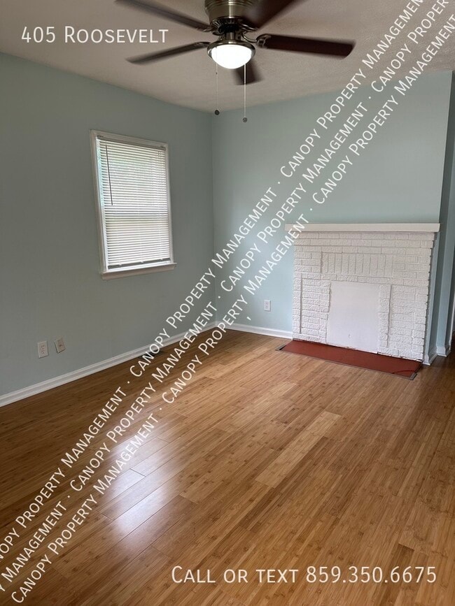 Building Photo - 405 Roosevelt-