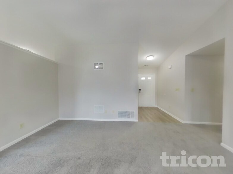 Building Photo - 7260 Kidwell Dr