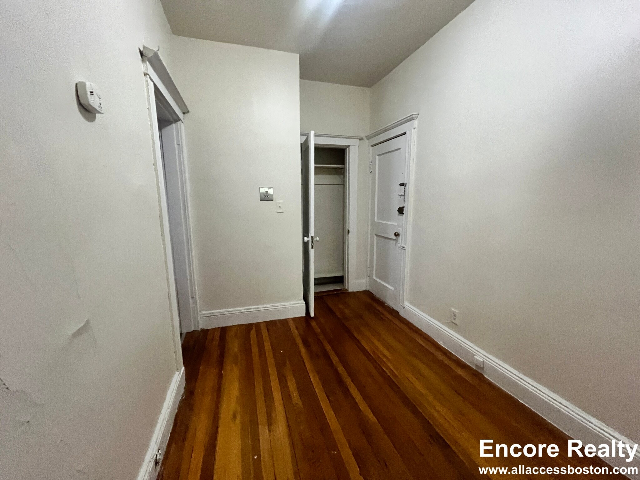 Building Photo - 9 Egremont Rd