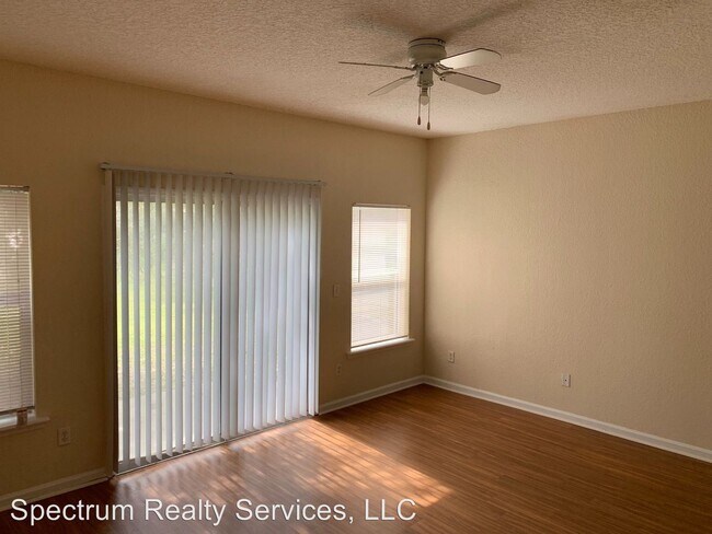Building Photo - 2 br, 2.5 bath House - 6330 Kimberly Lane