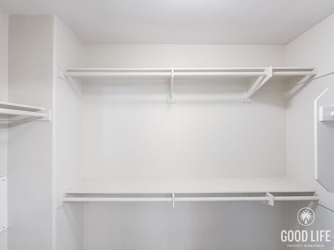 Building Photo - Available Now - Gated San Marcos 2BR/2.5BA...