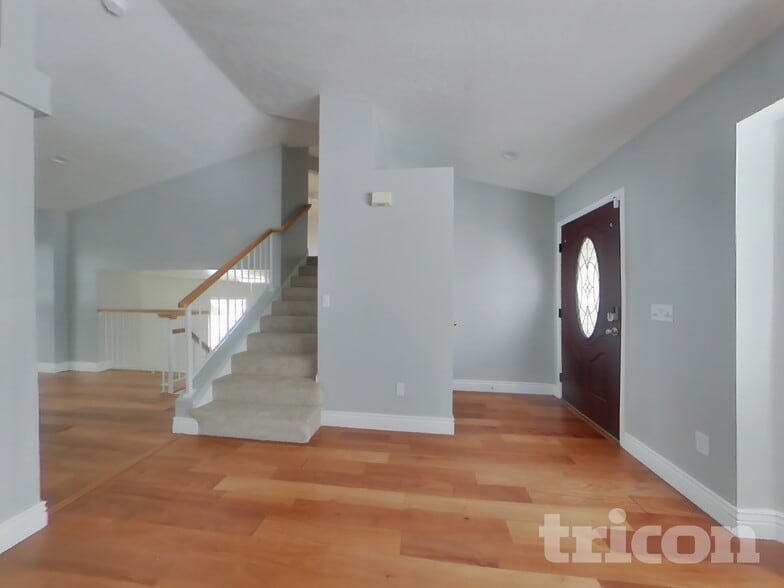 Building Photo - 1393 N 870 W