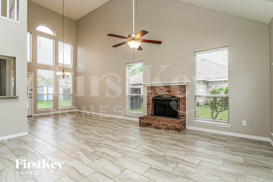 Building Photo - 3083 Wildflower Way