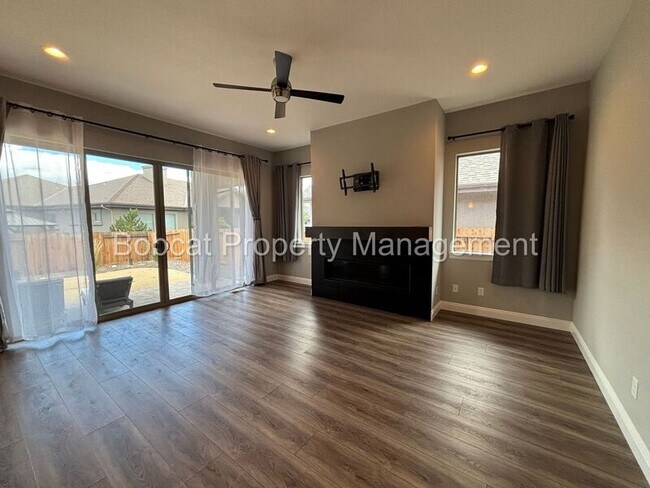 Building Photo - 3108 Cambria Lp